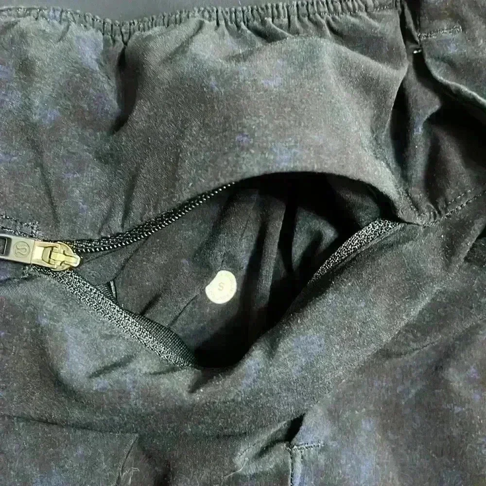 Lululemon men’s short